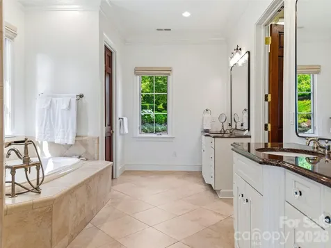 9 Linkside Court Arden NC 28704