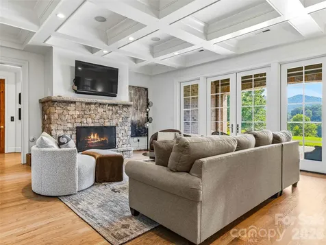 9 Linkside Court Arden NC 28704