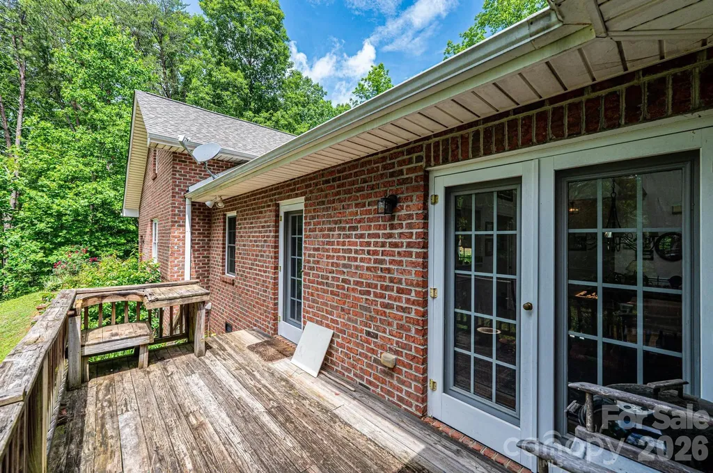 6889 Greedy Highway Hickory NC 28602