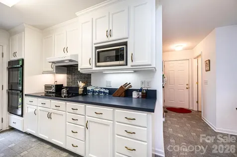 6889 Greedy Highway Hickory NC 28602