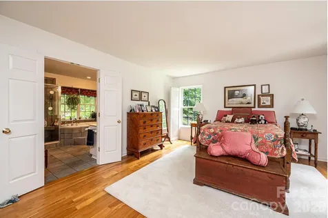 6889 Greedy Highway Hickory NC 28602