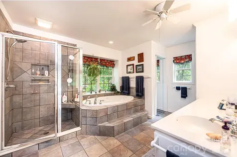 6889 Greedy Highway Hickory NC 28602