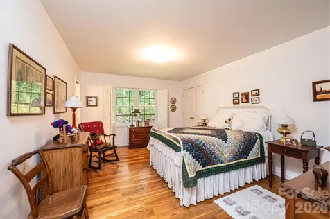 6889 Greedy Highway Hickory NC 28602