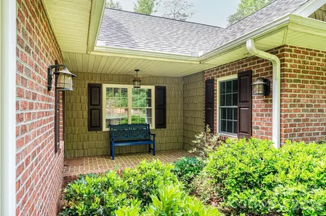 6889 Greedy Highway Hickory NC 28602