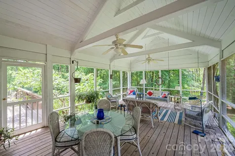 6889 Greedy Highway Hickory NC 28602