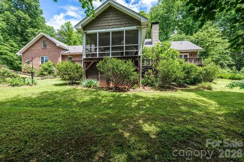6889 Greedy Highway Hickory NC 28602