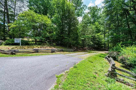 6889 Greedy Highway Hickory NC 28602