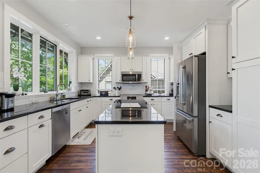 561 Harbor Ridge Drive Tuckasegee NC 28783