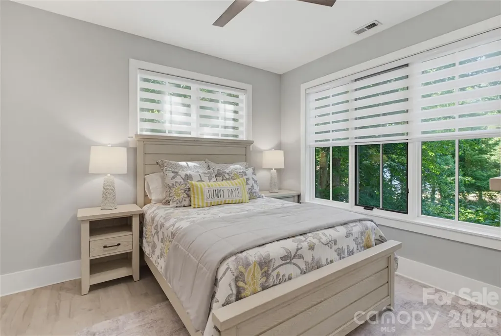 561 Harbor Ridge Drive Tuckasegee NC 28783
