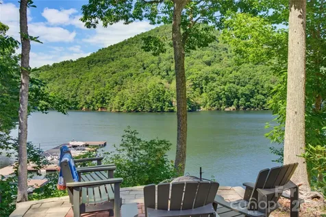 561 Harbor Ridge Drive Tuckasegee NC 28783