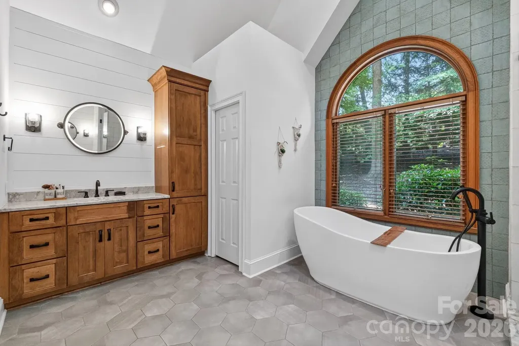19315 Callaway Hills Lane Davidson NC 28036
