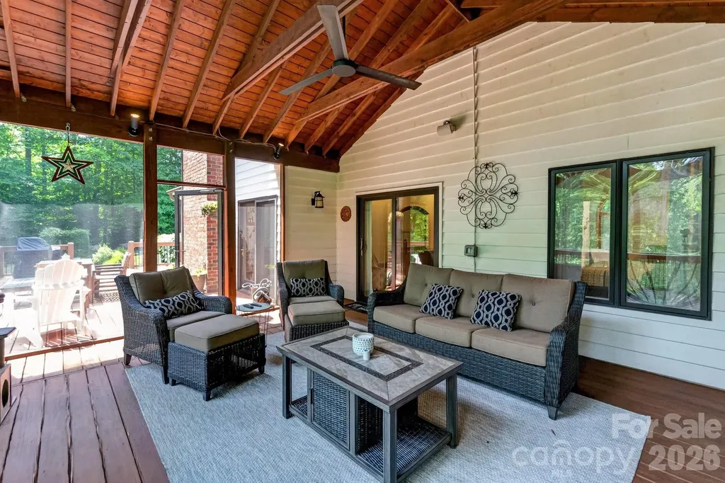 19315 Callaway Hills Lane Davidson NC 28036
