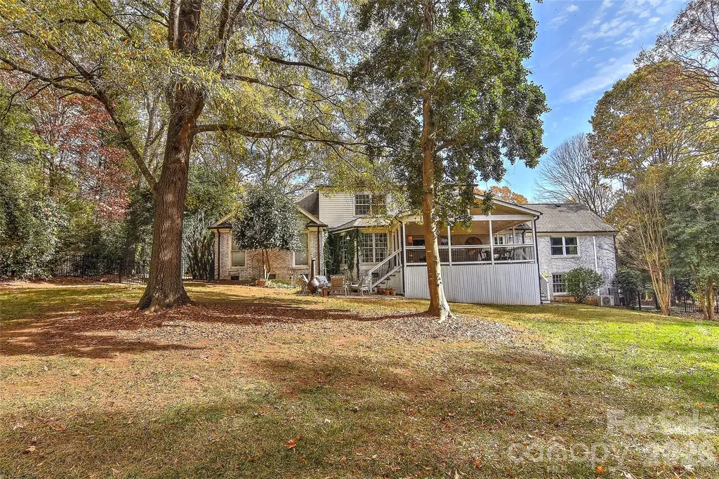 6117 Cherry Tree Lane Charlotte NC 28270
