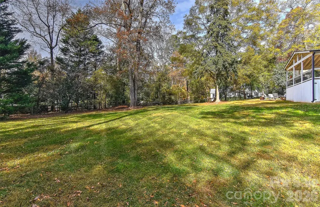 6117 Cherry Tree Lane Charlotte NC 28270