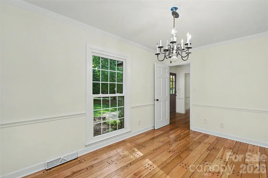6117 Cherry Tree Lane Charlotte NC 28270
