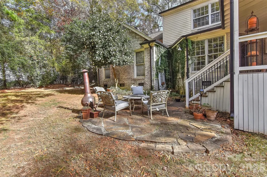 6117 Cherry Tree Lane Charlotte NC 28270