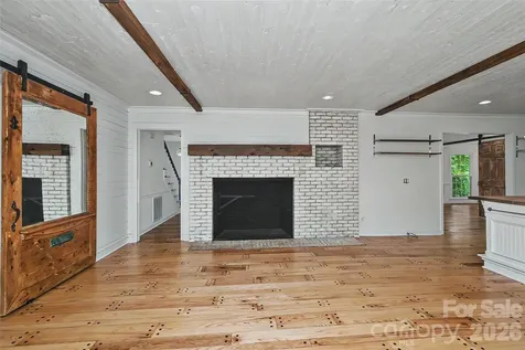 6117 Cherry Tree Lane Charlotte NC 28270