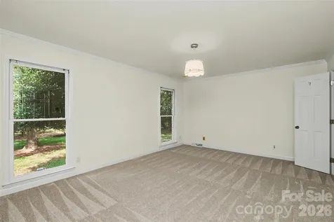 6117 Cherry Tree Lane Charlotte NC 28270
