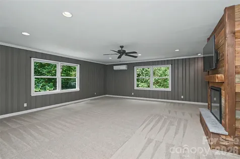 6117 Cherry Tree Lane Charlotte NC 28270