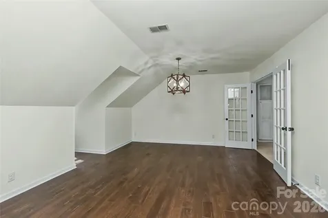 6117 Cherry Tree Lane Charlotte NC 28270