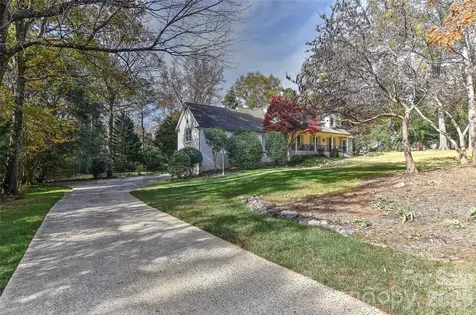 6117 Cherry Tree Lane Charlotte NC 28270
