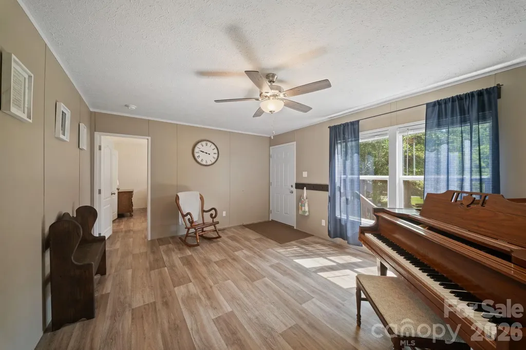 151 Field Sparrow Lane Hendersonville NC 28792