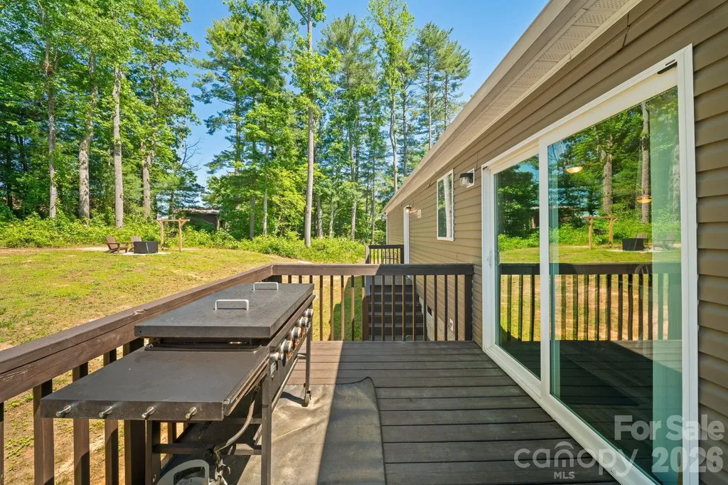151 Field Sparrow Lane Hendersonville NC 28792