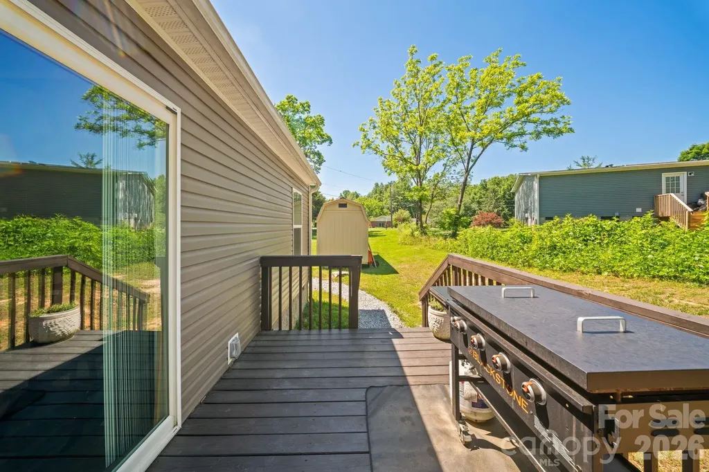 151 Field Sparrow Lane Hendersonville NC 28792