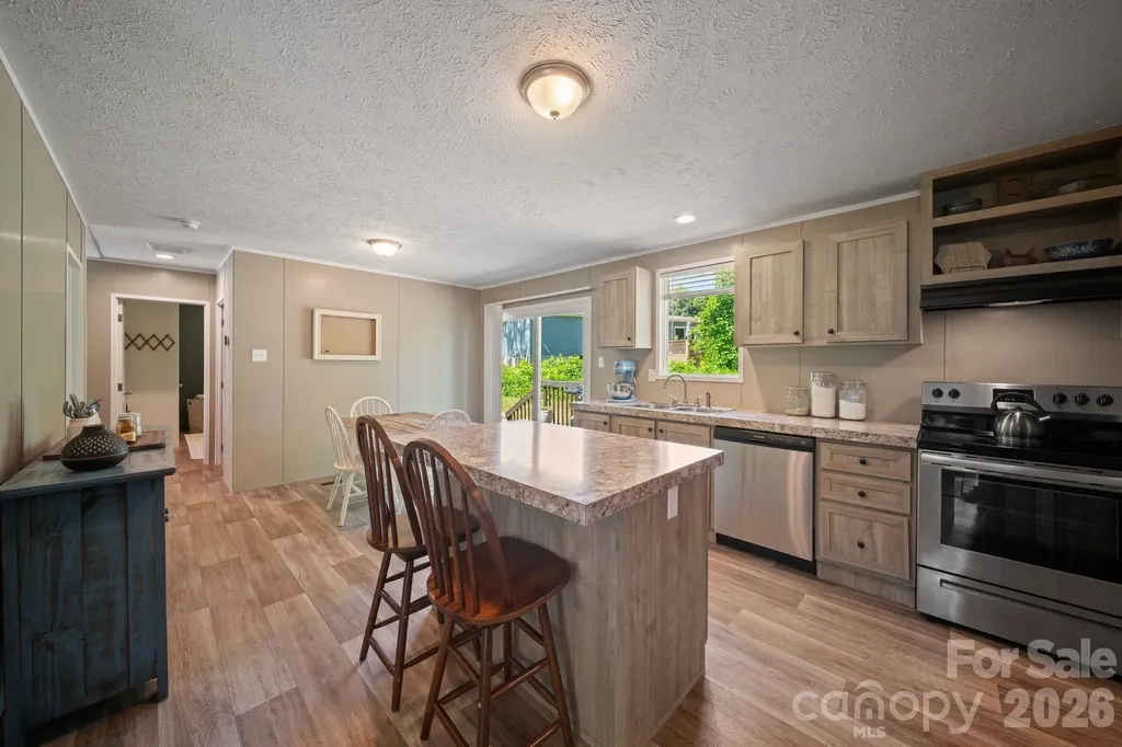 151 Field Sparrow Lane Hendersonville NC 28792