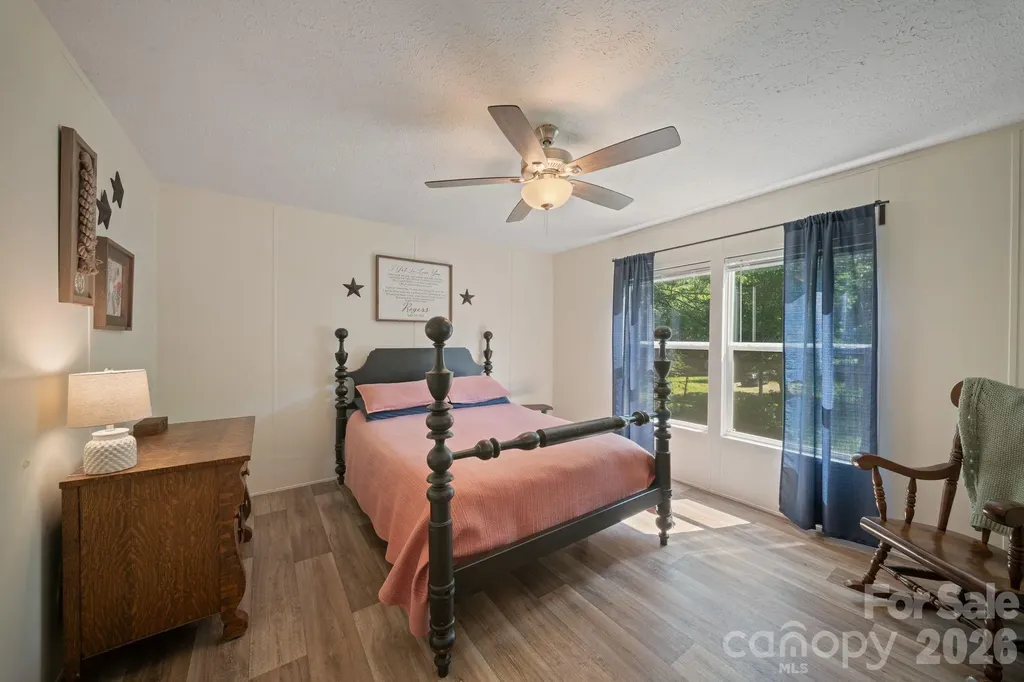 151 Field Sparrow Lane Hendersonville NC 28792