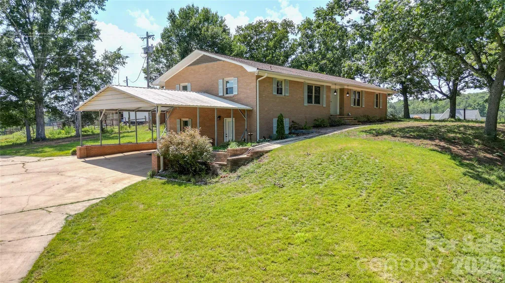 8201 Nc 200 Highway S Stanfield NC 28163
