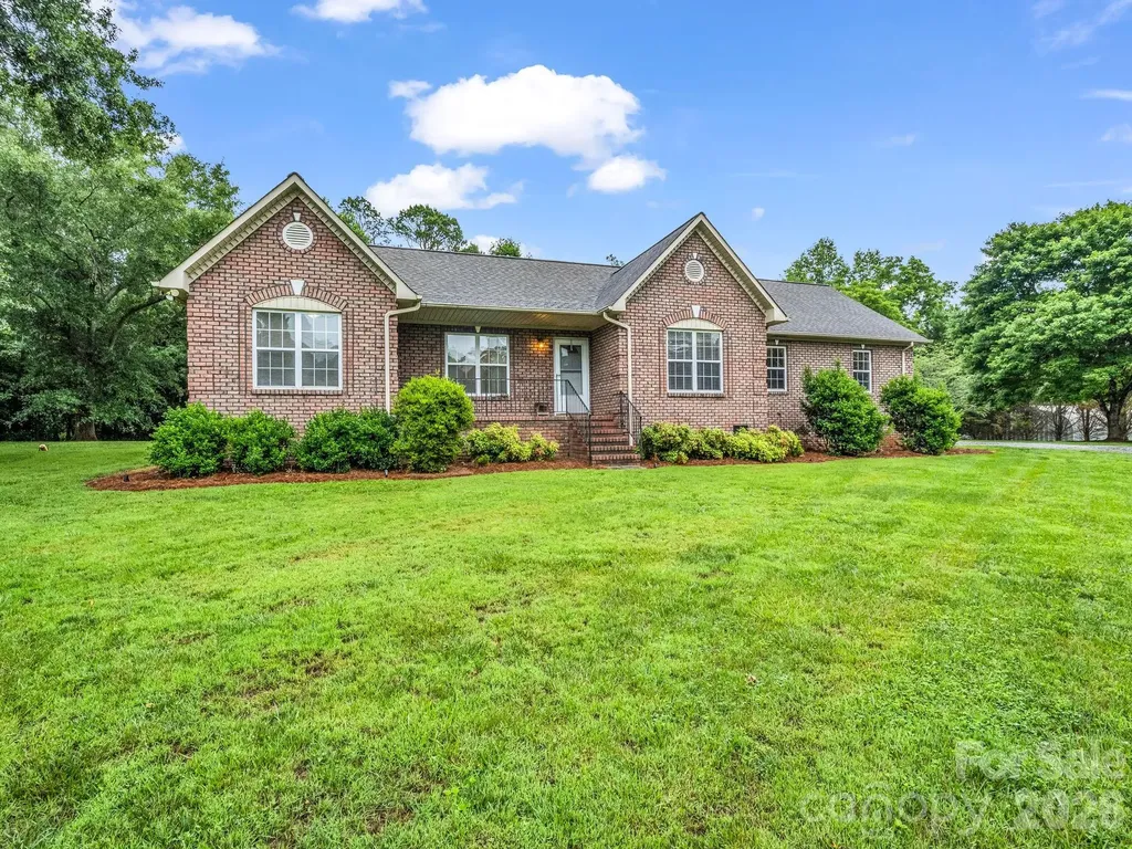 Rutherfordton NC, 153 Rosey Lane