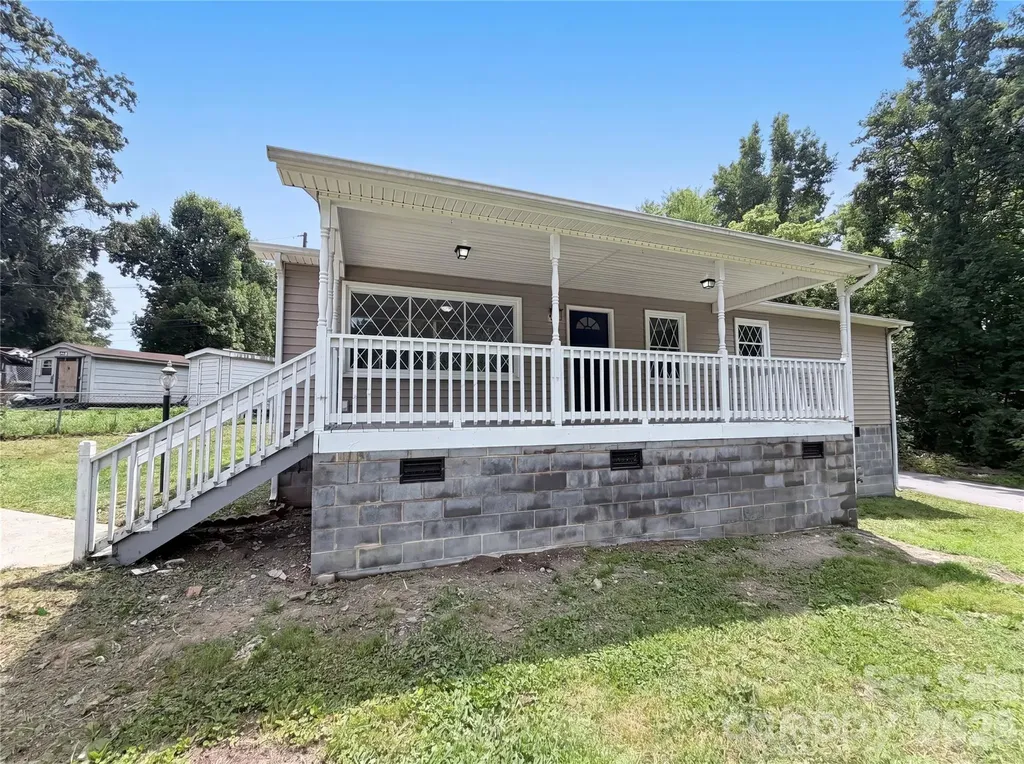 313 Black Street Cherryville NC 28021