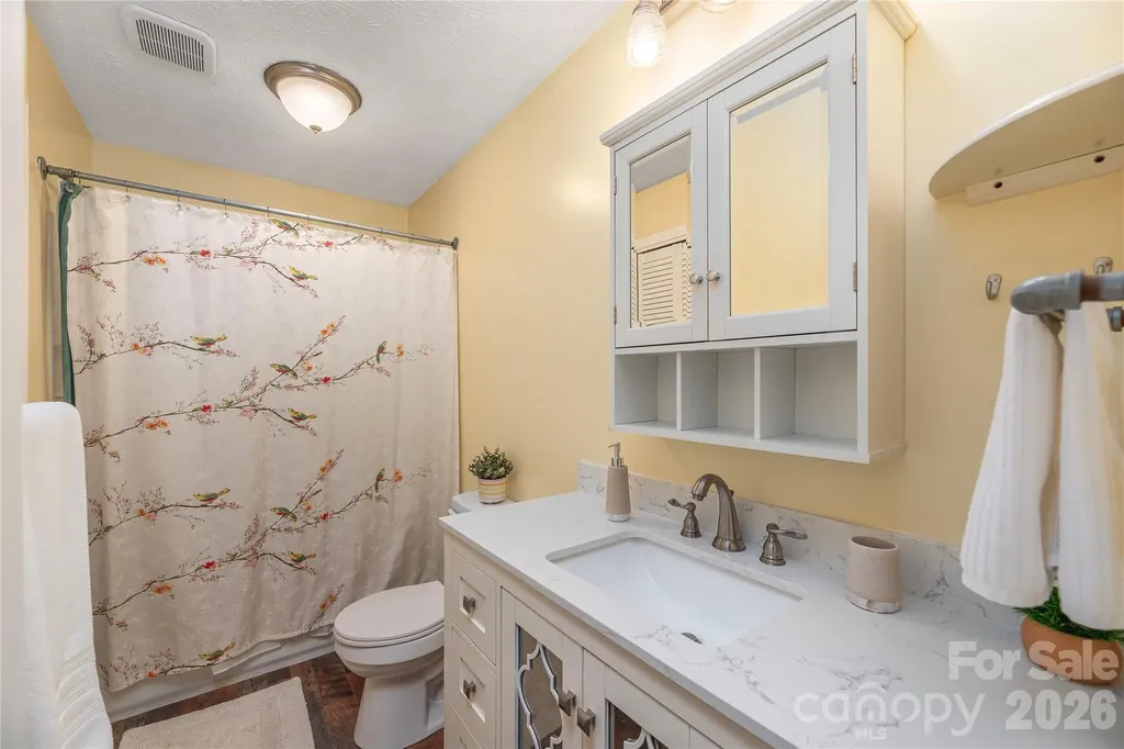 31 Granite Lane Waynesville NC 28786