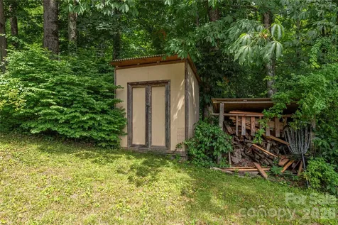 31 Granite Lane Waynesville NC 28786