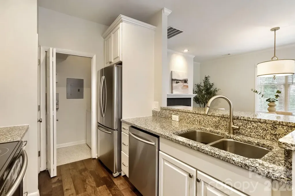 2515 Dilworth Heights Lane Charlotte NC 28209