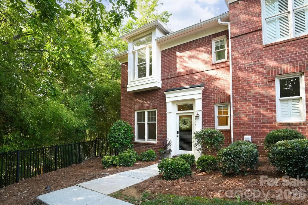2515 Dilworth Heights Lane Charlotte NC 28209