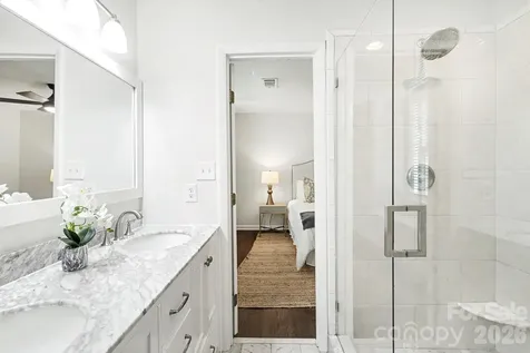 2515 Dilworth Heights Lane Charlotte NC 28209
