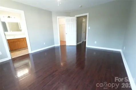 6410 Castlewynd Court Charlotte NC 28212