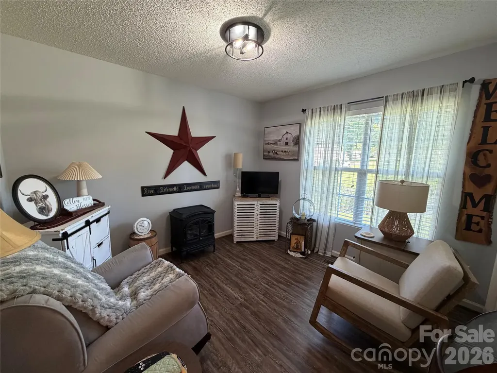 110 E Pine Street Maiden NC 28650