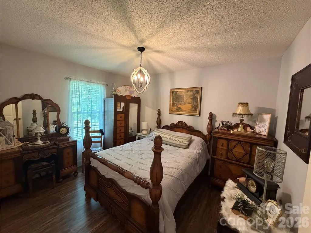 110 E Pine Street Maiden NC 28650
