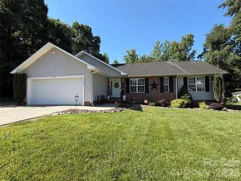 110 E Pine Street Maiden NC 28650