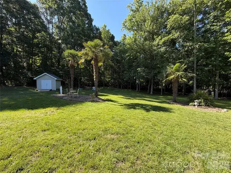 110 E Pine Street Maiden NC 28650