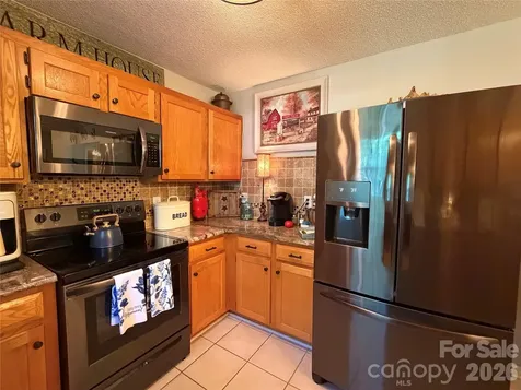 110 E Pine Street Maiden NC 28650