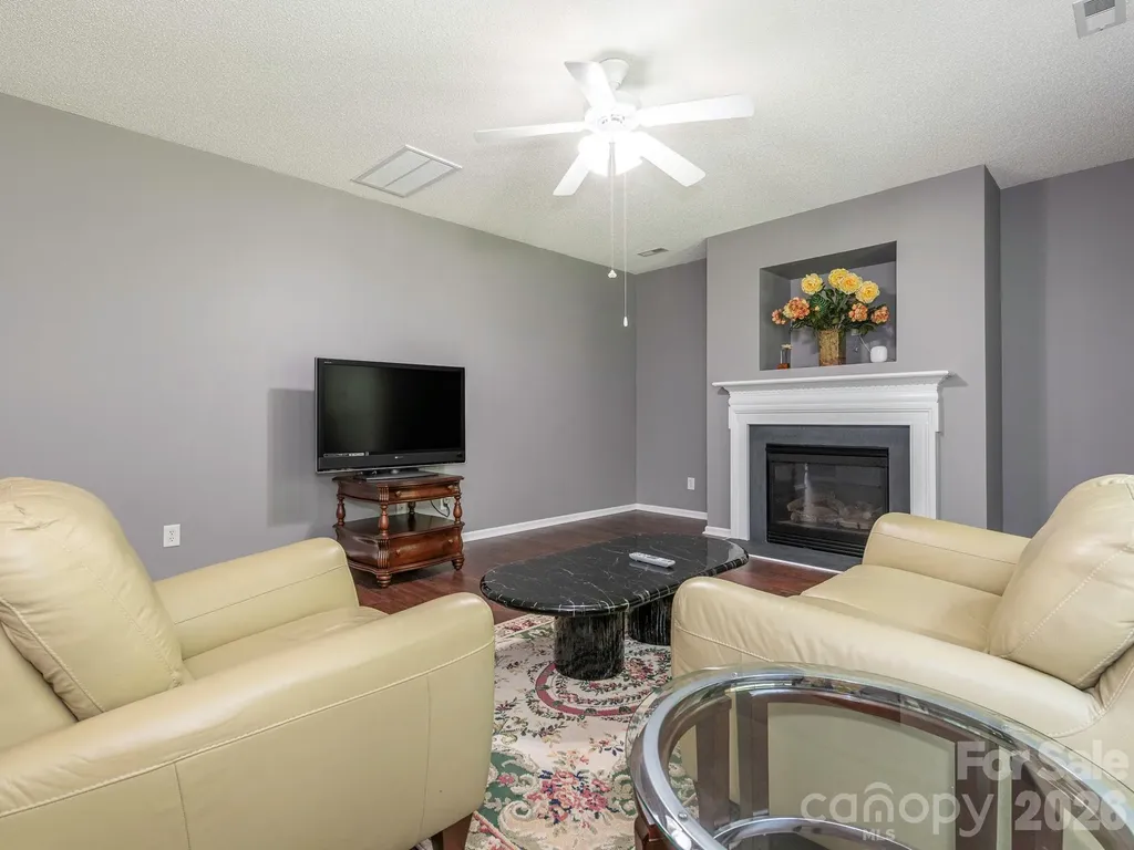 3926 Cameron Creek Drive Matthews NC 28105