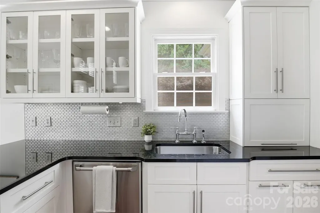 7841 Compton Court Charlotte NC 28270