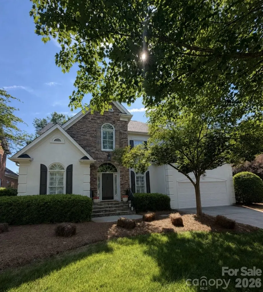 7841 Compton Court Charlotte NC 28270