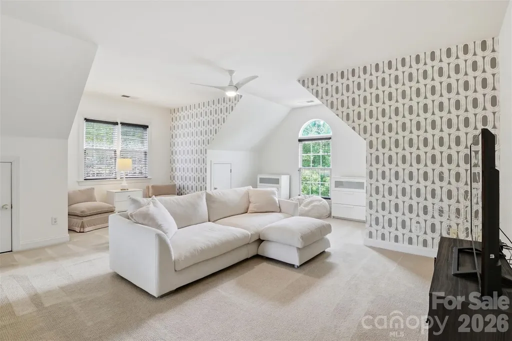 7841 Compton Court Charlotte NC 28270