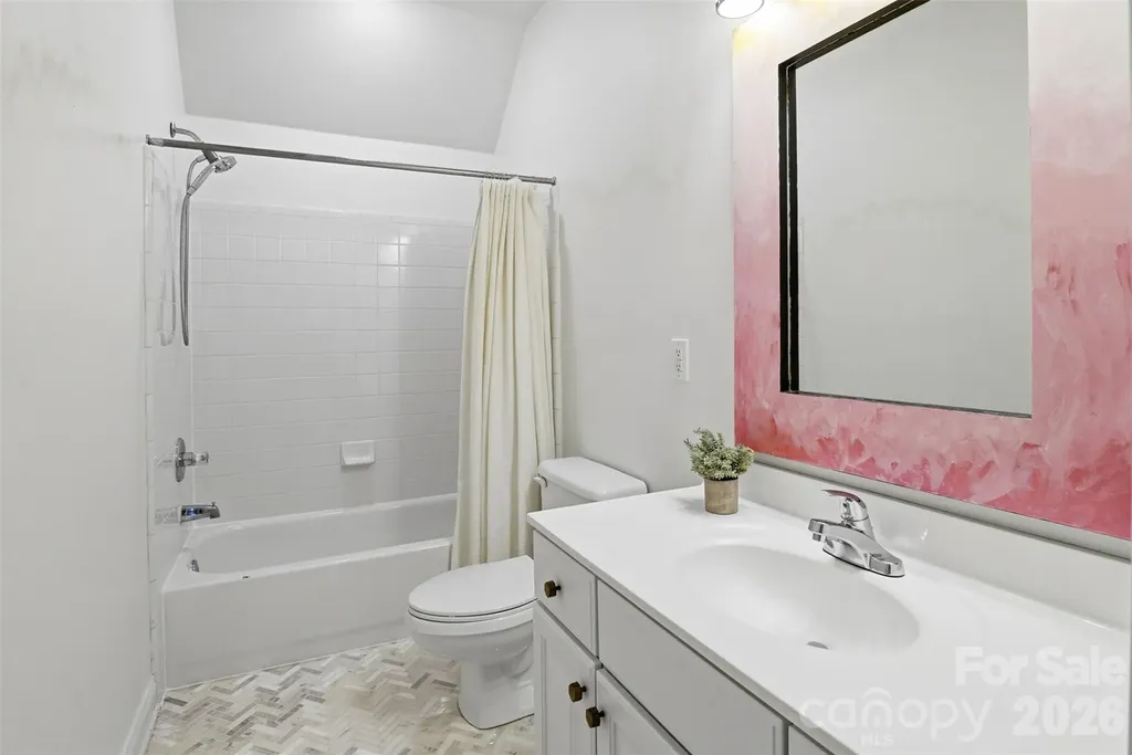 7841 Compton Court Charlotte NC 28270