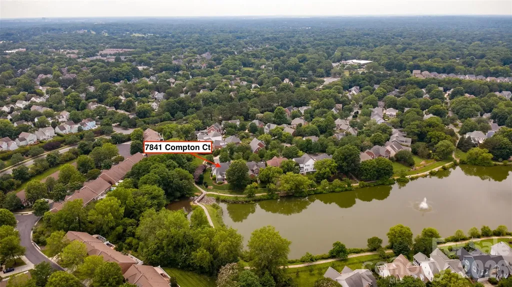 7841 Compton Court Charlotte NC 28270